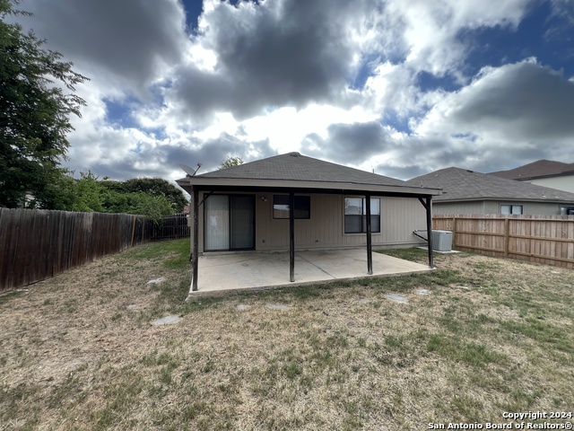 Image 24 of 27 For 6027 Walnut Mill Dr