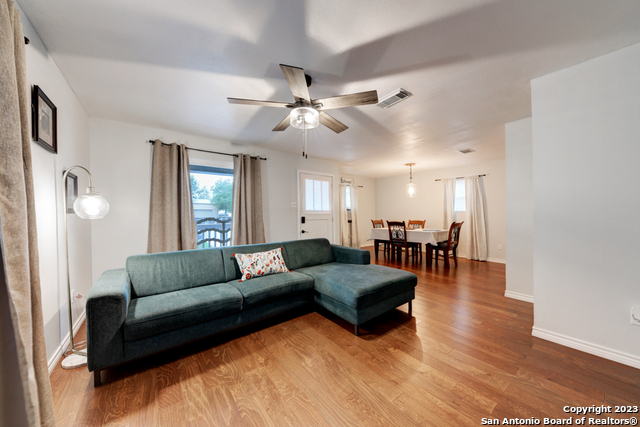 Image 8 of 29 For 453 Mitchell St W