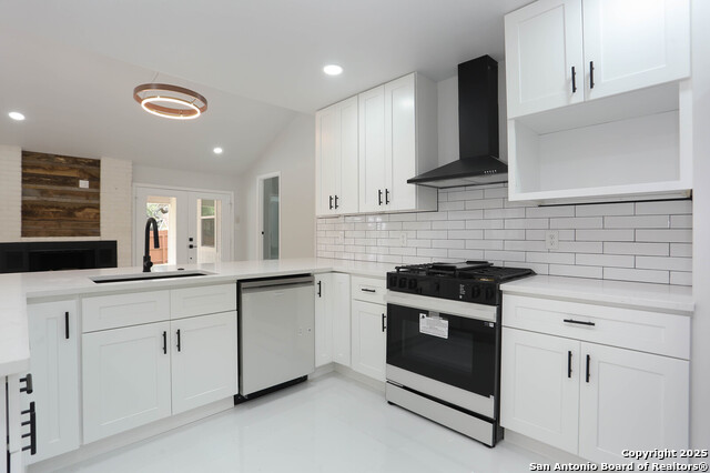 Image 11 of 27 For 8502 Ridge Stone