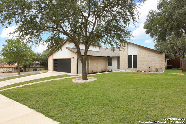 Image 2 of 27 For 8502 Ridge Stone