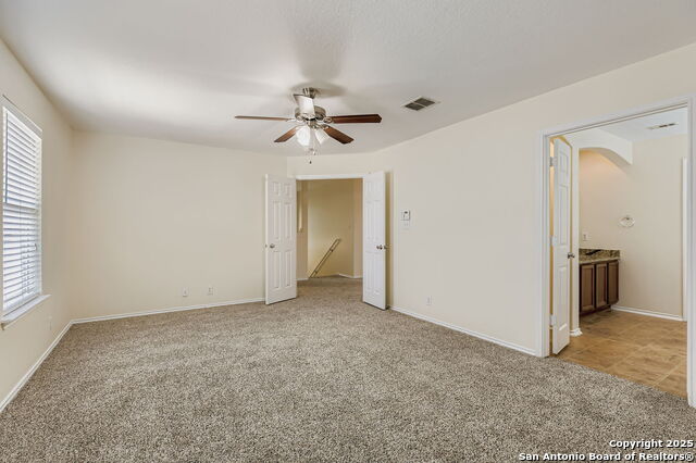 Listing photo id 15 for 1707 Guilford Ct