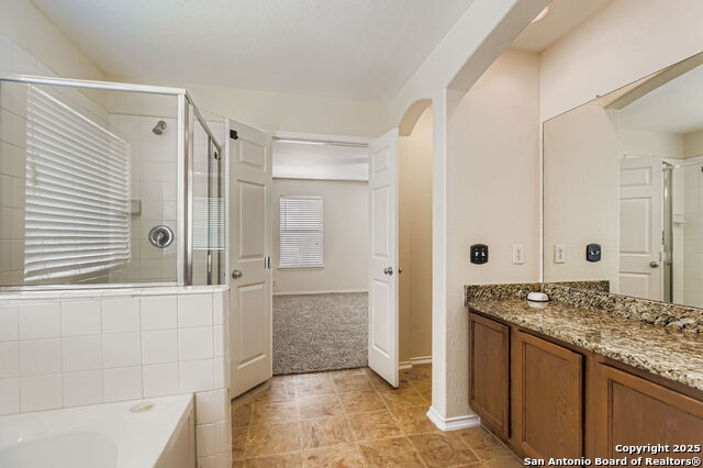 Listing photo id 18 for 1707 Guilford Ct