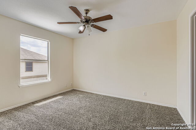 Listing photo id 20 for 1707 Guilford Ct