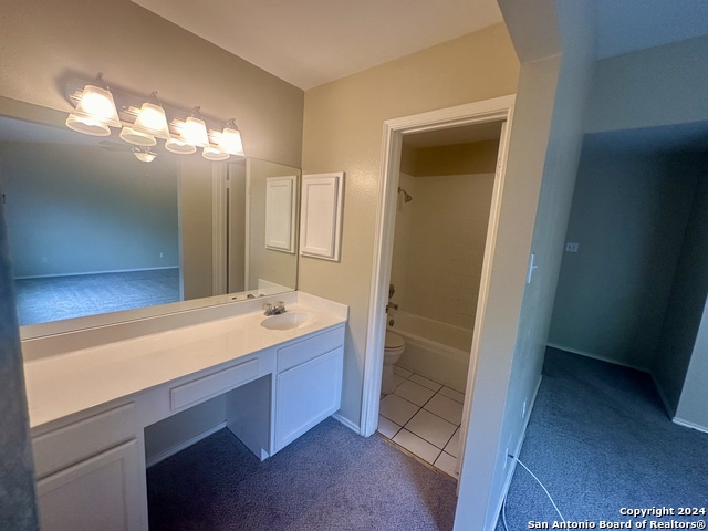 Image 21 of 28 For 6050 Bantry Bay