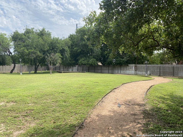 Image 27 of 28 For 6050 Bantry Bay