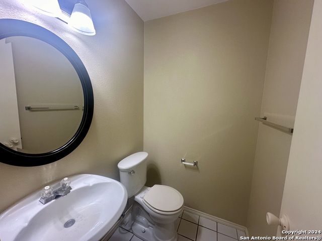 Image 6 of 28 For 6050 Bantry Bay