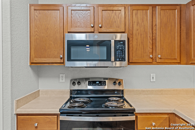 Image 10 of 35 For 3911 Cortona Way