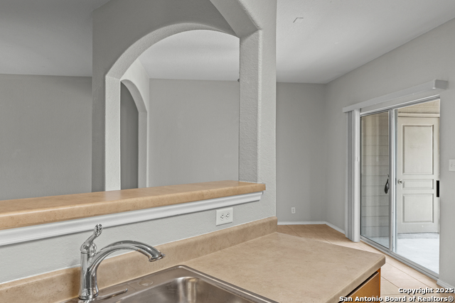 Image 11 of 35 For 3911 Cortona Way