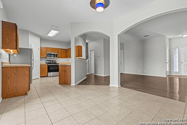 Image 7 of 35 For 3911 Cortona Way