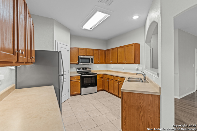 Image 8 of 35 For 3911 Cortona Way