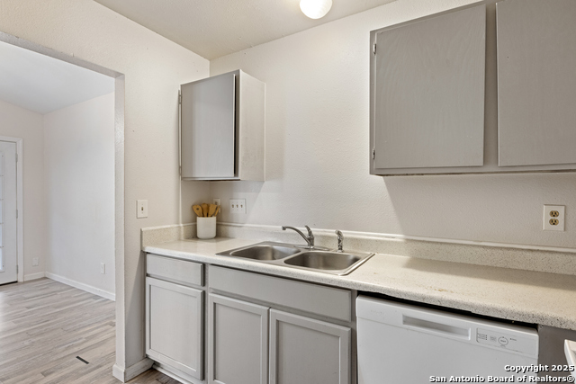 Image 9 of 23 For 7335 Hardesty