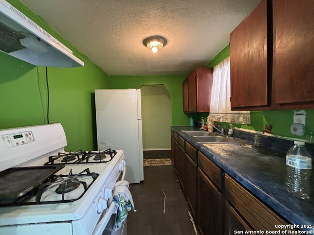 Image 8 of 17 For 371 Gillette