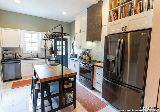 Image 10 of 31 For 420 Devine