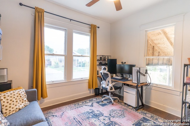 Image 20 of 31 For 420 Devine