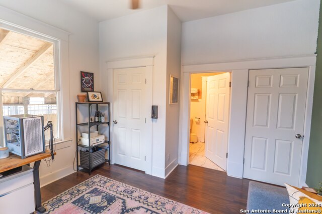 Image 21 of 31 For 420 Devine