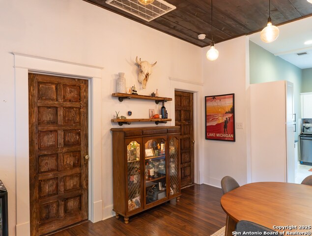 Image 8 of 31 For 420 Devine