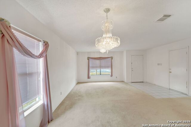 Image 17 of 39 For 6847 Evercrest