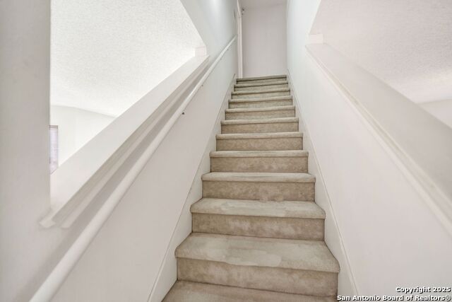 Image 20 of 39 For 6847 Evercrest