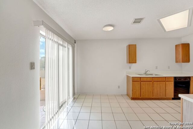 Image 24 of 39 For 6847 Evercrest