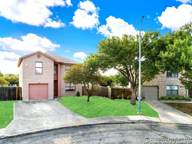 Image 3 of 39 For 6847 Evercrest
