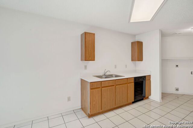 Image 36 of 39 For 6847 Evercrest
