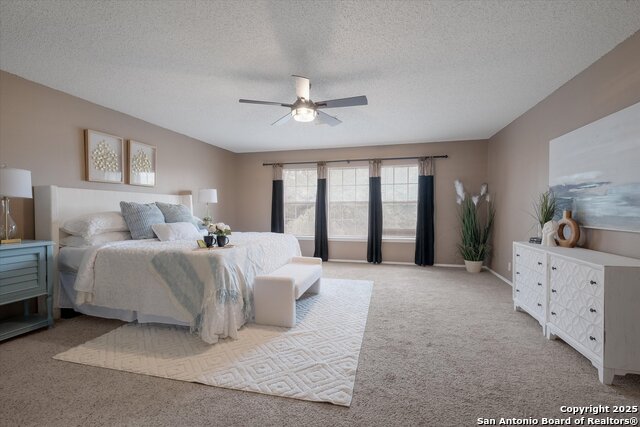 Listing photo id 15 for 9115 Windward Trce