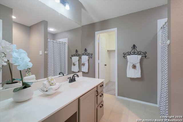 Listing photo id 18 for 9115 Windward Trce