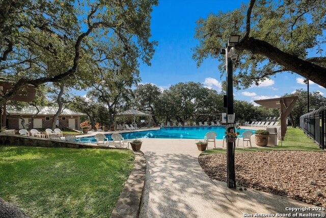 Listing photo id 34 for 9115 Windward Trce