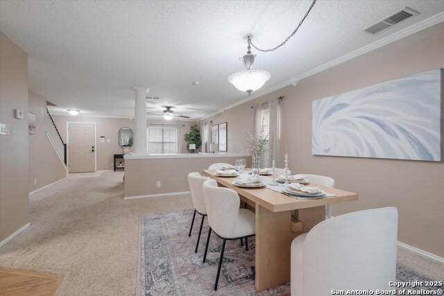 Listing photo id 7 for 9115 Windward Trce
