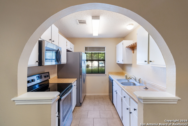 Image 5 of 15 For 7260 Hardesty