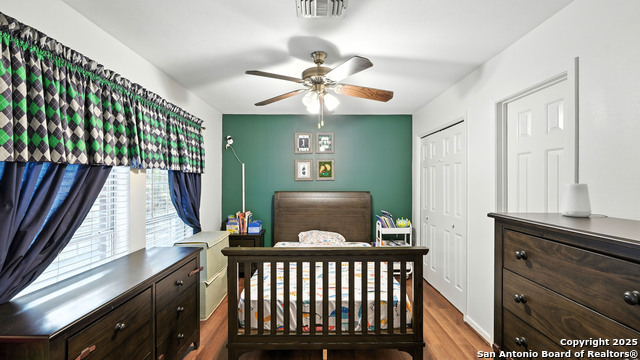 Image 41 of 50 For 642 Summerwood