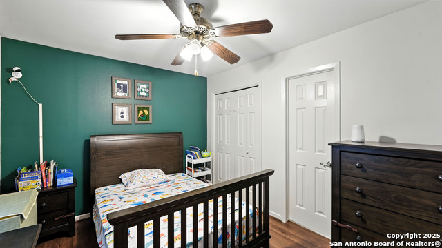 Image 42 of 50 For 642 Summerwood