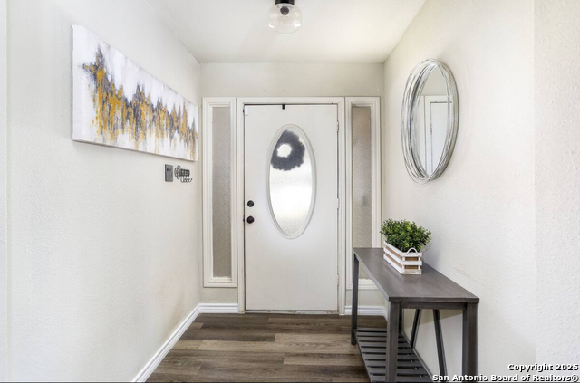 Image 2 of 28 For 647 River Village