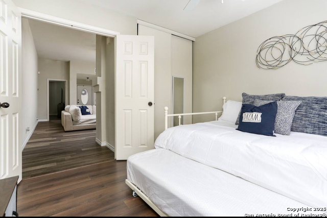 Image 24 of 28 For 647 River Village