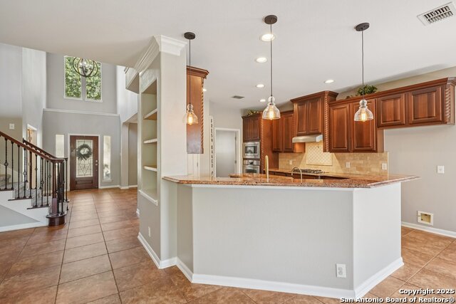 Image 11 of 74 For 3610 Pinnacle Dr