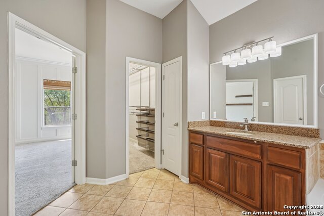 Image 24 of 74 For 3610 Pinnacle Dr