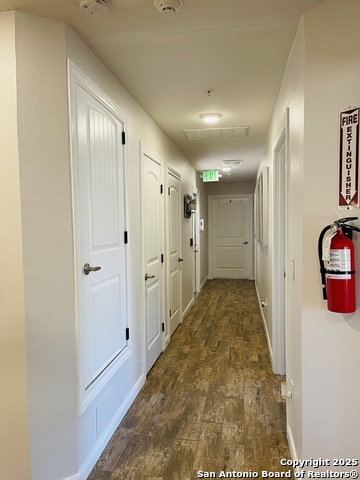 Listing photo id 17 for 8919 Saddle Trail