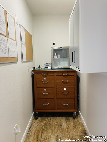 Listing photo id 18 for 8919 Saddle Trail