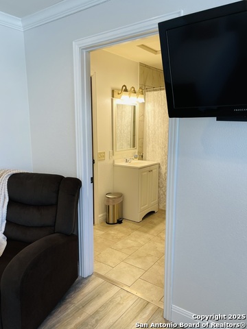 Listing photo id 29 for 8919 Saddle Trail