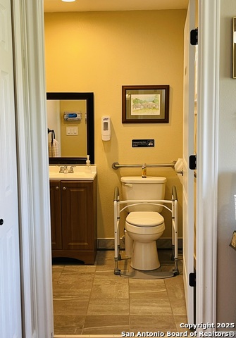 Listing photo id 34 for 8919 Saddle Trail