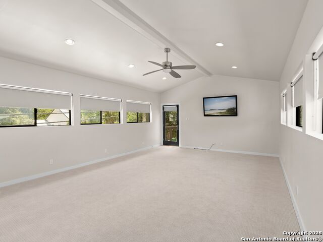 Image 39 of 56 For 144 Oakview Place E