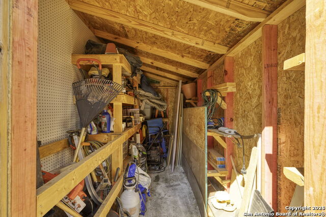 Image 37 of 48 For 50 Latrobe Post
