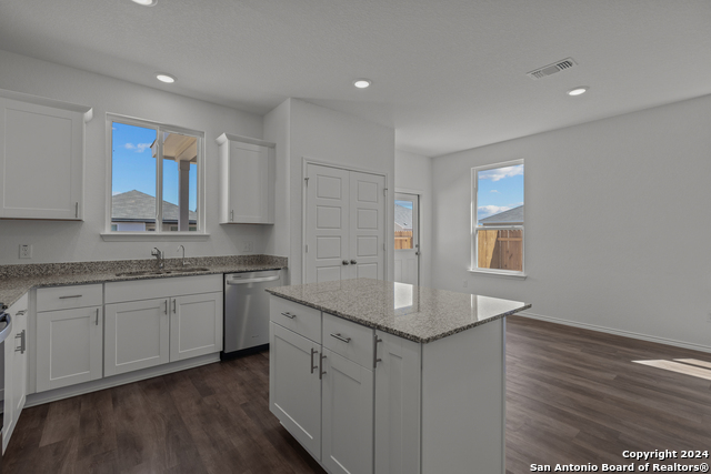 Image 3 of 25 For 11820 Red Burro