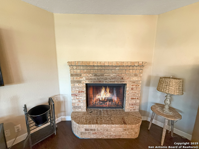 Image 14 of 40 For 13115 Almond Bend Dr