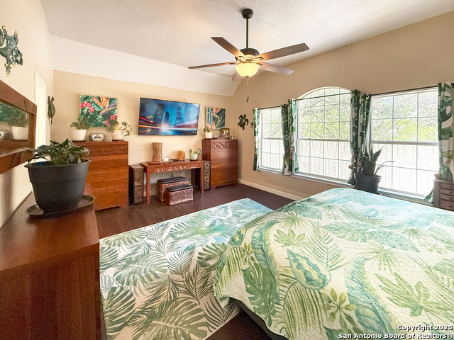 Image 20 of 40 For 13115 Almond Bend Dr