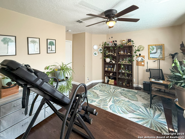 Image 33 of 40 For 13115 Almond Bend Dr