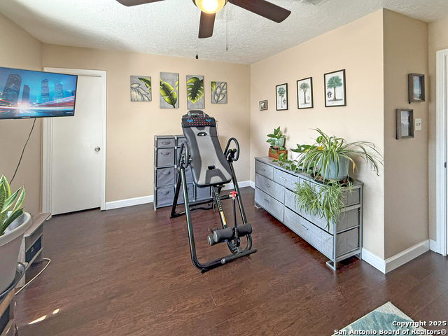Image 34 of 40 For 13115 Almond Bend Dr