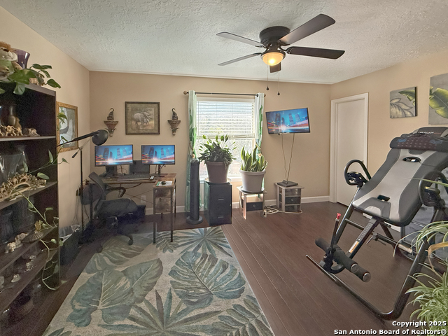Image 35 of 40 For 13115 Almond Bend Dr