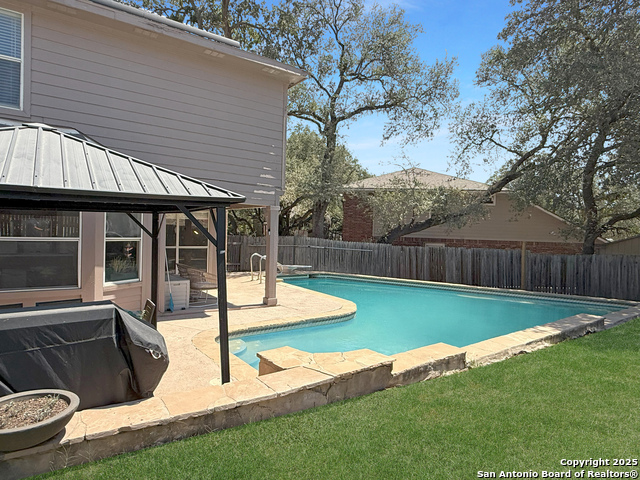 Image 6 of 40 For 13115 Almond Bend Dr