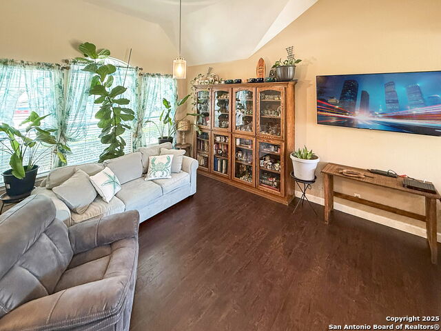Image 9 of 40 For 13115 Almond Bend Dr